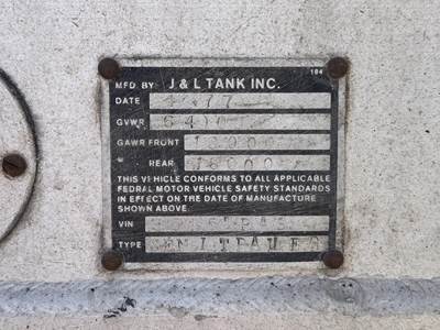 1977 J & L Tandem Axle Aluminum Dry Bulk / Pneumatic Tank Trailer - Spring, Fixed Axle