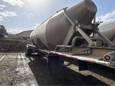 2013 Vantage 1000 CF / AIR RIDE / AUTO DOME LID Dry Bulk / Pneumatic Tank Trailer