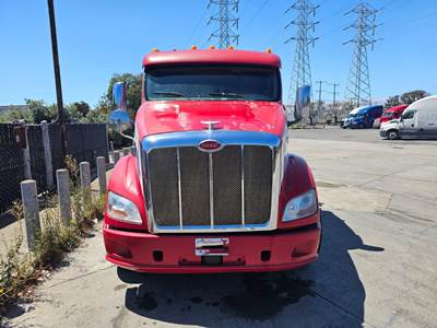 2012 Peterbilt 587 Dump Truck - Cummins 450HP, 13 Speed Manual