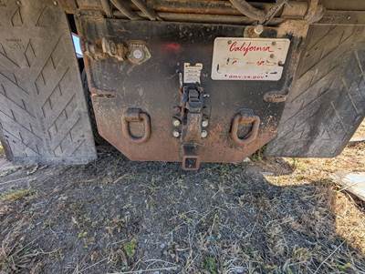 2012 Peterbilt 587 Dump Truck - Cummins 450HP, 13 Speed Manual