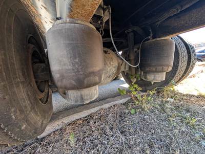 2012 Peterbilt 587 Dump Truck - Cummins 450HP, 13 Speed Manual