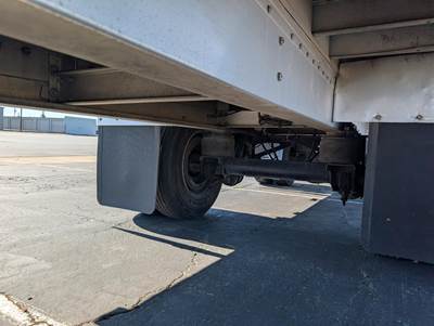 2013 Reitnouer 53ft Aluminum Flatbed Trailer - Air Ride, Fixed Spread Axle