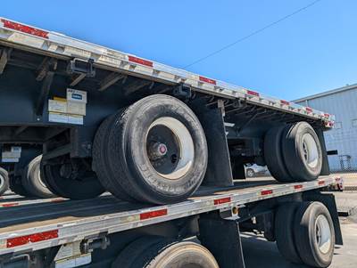 2008 Utility 48x102 Flatbed Trailer Air Ride Fixed Spread Axle