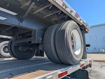 2008 Utility 48x102 Flatbed Trailer Air Ride Fixed Spread Axle