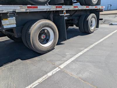 2008 Utility 48x102 Flatbed Trailer Air Ride Fixed Spread Axle