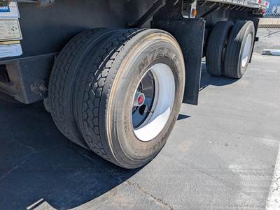 2008 Utility 48x102 Flatbed Trailer Air Ride Fixed Spread Axle