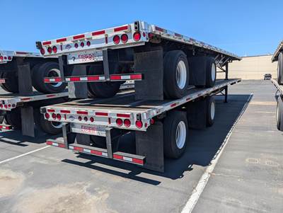 2006 Utility 48x102 Flatbed Trailer Air Ride Fixed Spread Axle