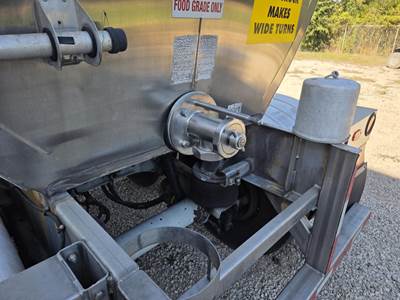 2008 Brenner Tandem Axle Stainless Steel Food Grade Tanker Trailer - Air Ride, Fixed Axle