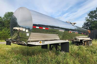 Heil Tandem Axle Stainless Steel Food Grade Tanker Trailer - Spring, Fixed Axle