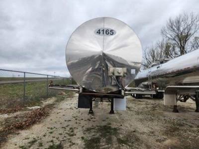 2014 PAUL MUELLER COMPANY Tandem Axle Stainless Steel Food Grade Tanker Trailer - Air Ride, Fixed Axle