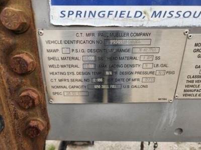 2014 PAUL MUELLER COMPANY Tandem Axle Stainless Steel Food Grade Tanker Trailer - Air Ride, Fixed Axle