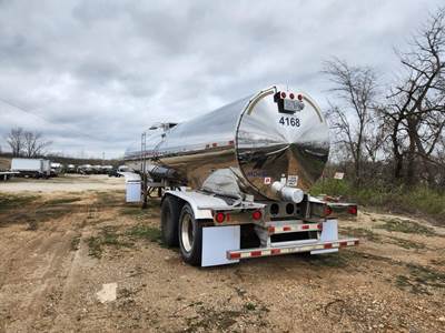 2014 PAUL MUELLER COMPANY Tandem Axle Stainless Steel Food Grade Tanker Trailer - Air Ride, Fixed Axle