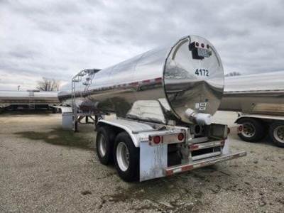 2014 PAUL MUELLER COMPANY Tandem Axle Stainless Steel Food Grade Tanker Trailer - Air Ride, Fixed Axle
