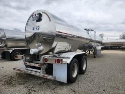 2014 PAUL MUELLER COMPANY Tandem Axle Stainless Steel Food Grade Tanker Trailer - Air Ride, Fixed Axle