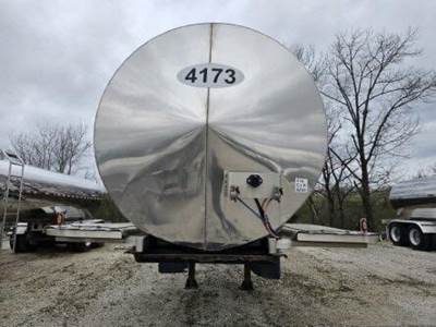 2014 PAUL MUELLER COMPANY Tandem Axle Stainless Steel Food Grade Tanker Trailer - Air Ride, Fixed Axle