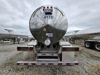 2014 PAUL MUELLER COMPANY Tandem Axle Stainless Steel Food Grade Tanker Trailer - Air Ride, Fixed Axle