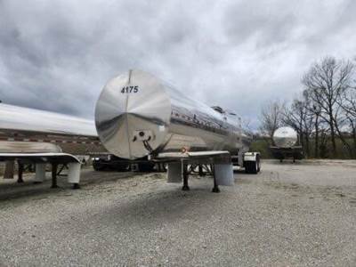 2014 PAUL MUELLER COMPANY Tandem Axle Stainless Steel Food Grade Tanker Trailer - Air Ride, Fixed Axle