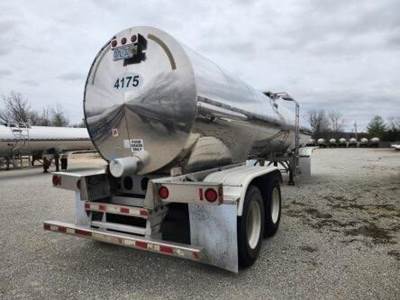 2014 PAUL MUELLER COMPANY Tandem Axle Stainless Steel Food Grade Tanker Trailer - Air Ride, Fixed Axle
