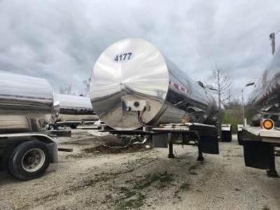 2015 PAUL MUELLER COMPANY Tandem Axle Stainless Steel Food Grade Tanker Trailer - Air Ride, Fixed Axle