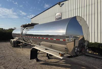 Polar Tandem Axle Stainless Steel Food Grade Tanker Trailer - Air Ride, Fixed Axle