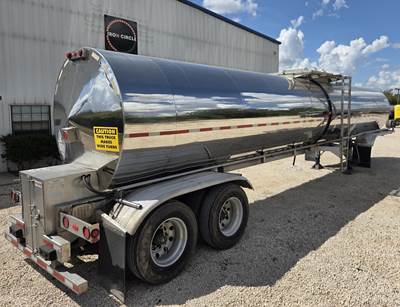 2009 Polar Tandem Axle Stainless Steel Food Grade Tanker Trailer - Air Ride, Fixed Axle