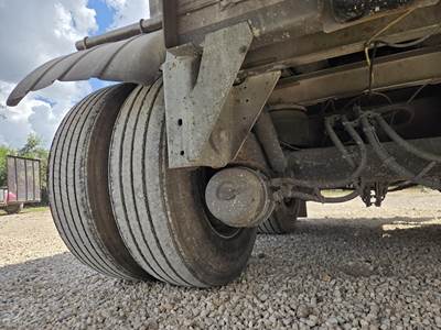 2009 Polar Tandem Axle Stainless Steel Food Grade Tanker Trailer - Air Ride, Fixed Axle