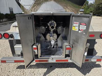 2009 Polar Tandem Axle Stainless Steel Food Grade Tanker Trailer - Air Ride, Fixed Axle