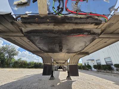 2009 Polar Tandem Axle Stainless Steel Food Grade Tanker Trailer - Air Ride, Fixed Axle