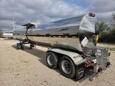 2009 Polar Tandem Axle Stainless Steel Food Grade Tanker Trailer - Air Ride, Fixed Axle