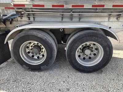 2011 Walker Tandem Axle Stainless Steel Food Grade Tanker Trailer Air Ride Fixed Axle