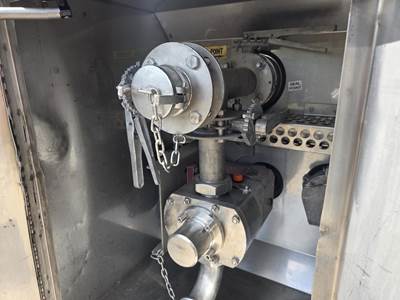 2011 Walker Tandem Axle Stainless Steel Food Grade Tanker Trailer Air Ride Fixed Axle