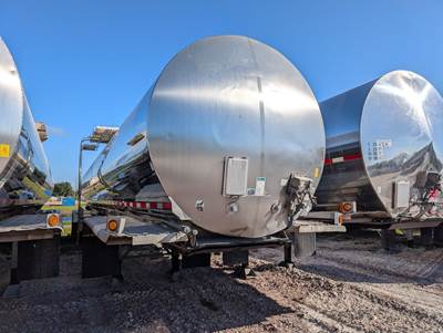 Walker Tandem Axle Stainless Steel Food Grade Tanker Trailer - Air Ride, Fixed Axle