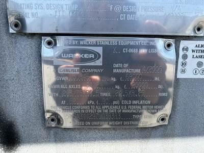 2007 Walker Tandem Axle Stainless Steel Food Grade Tanker Trailer - Air Ride