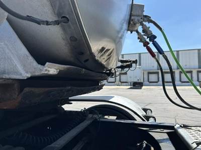 2007 Walker Tandem Axle Stainless Steel Food Grade Tanker Trailer - Air Ride