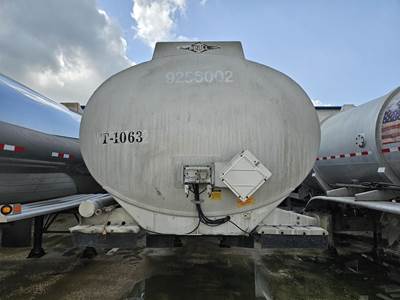 1992 Beall Tandem Axle Aluminum Fuel Tanker Trailer - Spring, Fixed Axle