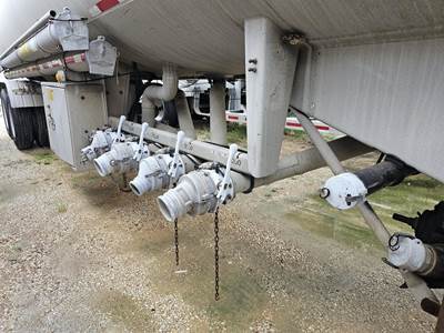 1992 Beall Tandem Axle Aluminum Fuel Tanker Trailer - Spring, Fixed Axle