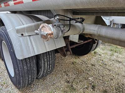 1992 Beall Tandem Axle Aluminum Fuel Tanker Trailer - Spring, Fixed Axle