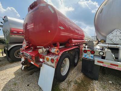 2004 Beall Tandem Axle Aluminum Fuel Tanker Trailer - Air Ride, Fixed Axle