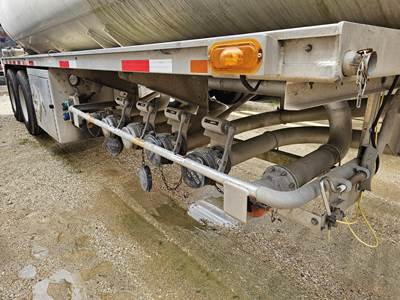 2018 Heil Tandem Axle Aluminum Fuel Tanker Trailer - Air Ride, Fixed Axle