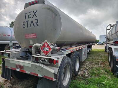 2001 Heil 44ft Tandem Axle Aluminum Fuel Tanker Trailer - Air Ride, Fixed Axle