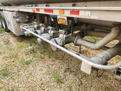 2001 Heil 44ft Tandem Axle Aluminum Fuel Tanker Trailer - Air Ride, Fixed Axle
