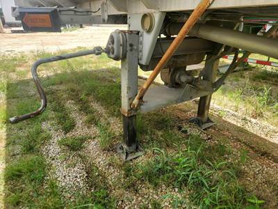 2001 Heil 43ft Tandem Axle Aluminum Fuel Tanker Trailer - Spring, Fixed Axle
