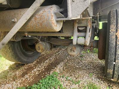 2001 Heil 43ft Tandem Axle Aluminum Fuel Tanker Trailer - Spring, Fixed Axle