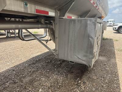 2021 Heil Tandem Axle Aluminum Fuel Tanker Trailer - Air Ride, Fixed Axle