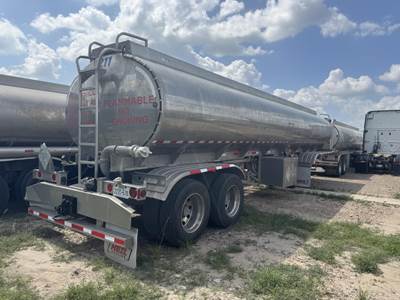 2021 Heil Tandem Axle Aluminum Fuel Tanker Trailer - Air Ride, Fixed Axle