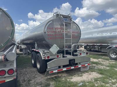 2021 Heil Tandem Axle Aluminum Fuel Tanker Trailer - Air Ride, Fixed Axle