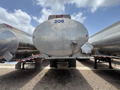 2021 Heil Tandem Axle Aluminum Fuel Tanker Trailer - Air Ride, Fixed Axle