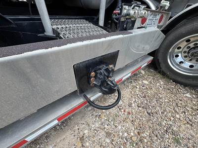 2021 Heil Tandem Axle Aluminum Fuel Tanker Trailer - Air Ride, Fixed Axle