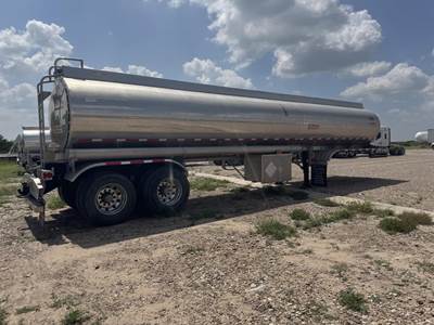 2021 Heil Tandem Axle Aluminum Fuel Tanker Trailer - Air Ride, Fixed Axle