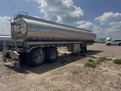 2021 Heil Tandem Axle Aluminum Fuel Tanker Trailer - Air Ride, Fixed Axle